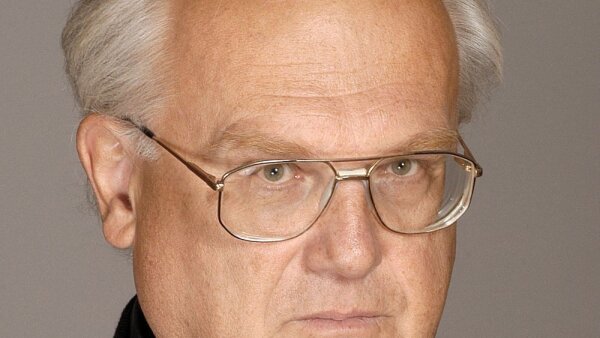 Opustil nás Peter Mikulík, jedna z najvýraznejších osobností slovenského divadla