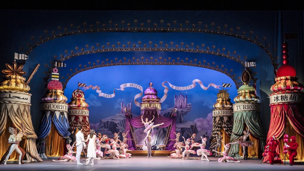 Dramox uvádza v Londýne úplne vypredaného Luskáčika z Anglického národného baletu