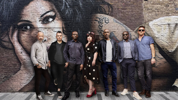 Začiatok februára bude patriť Amy Winehouse: jej kapela mieri do bratislavského MMC