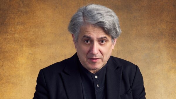 Peter Breiner uvedie v Divadle Aréna novoročný koncert a slovenskú premiéru albumu Angry Piano Music for Desperate Times