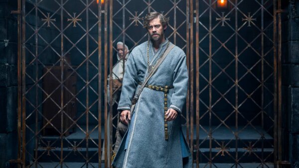 Liečiteľ je späť: Na Nový rok prichádza do kín pokračovanie epickej výpravy do temného stredoveku