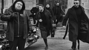 Para sa v Bratislave predstaví vo svojej najintímnejšej podobe. Bez samplov a efektov, na dotyk s publikom