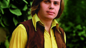 Nemám hlas jako zvon a Zemětřesení 0.1 / Epicentrum – dvojitá pripomienka jubilea Jiřího Schelingera