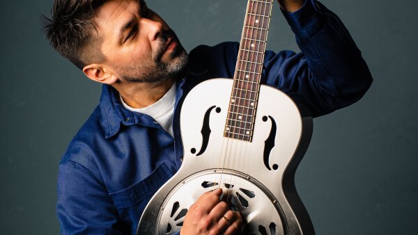 Adam Ďurica pozýva na svoje akustické koncerty