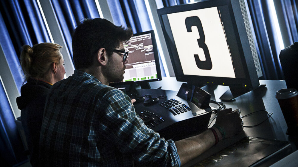 SFÚ vlani v čase konsolidácie realizoval svoje činnosti najmä vďaka úsporným opatreniam