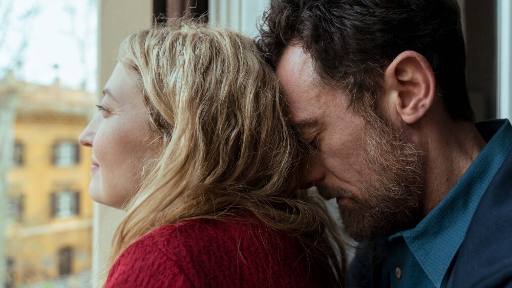 Čo znamená byť skutočne nažive? Do kín prichádza taliansky film TRI MISKY podľa románu Michely Murgie