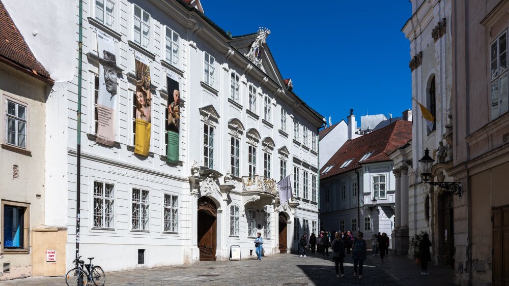 Galéria mesta Bratislavy obnovila nádvorie Mirbachovho paláca