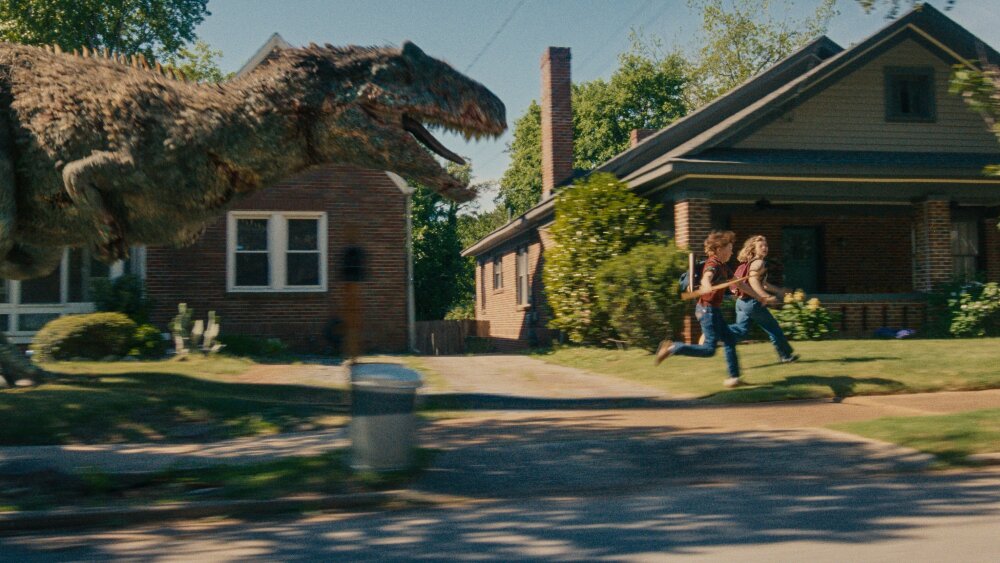 Dinosaury na predmestí. Prichádza film Na konci Oak Street