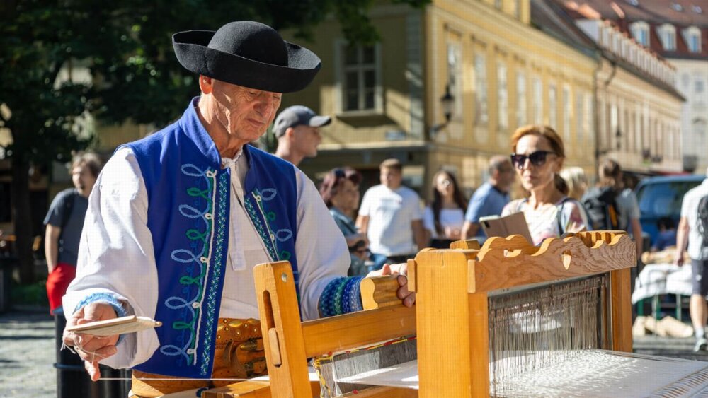 Dni majstrov ÚĽUV prinesú do centra Bratislavy tradičné remeslá. Hlavnou témou bude drotárstvo