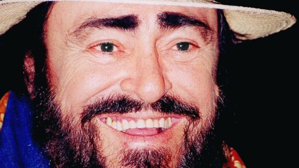 Luciano Pavarotti: Príbeh tenoristu, ktorý mal byť brankárom