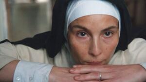 Film Europe v Benátkach: portrét Matky Terezy aj nový film s Madsom Mikkelsenom