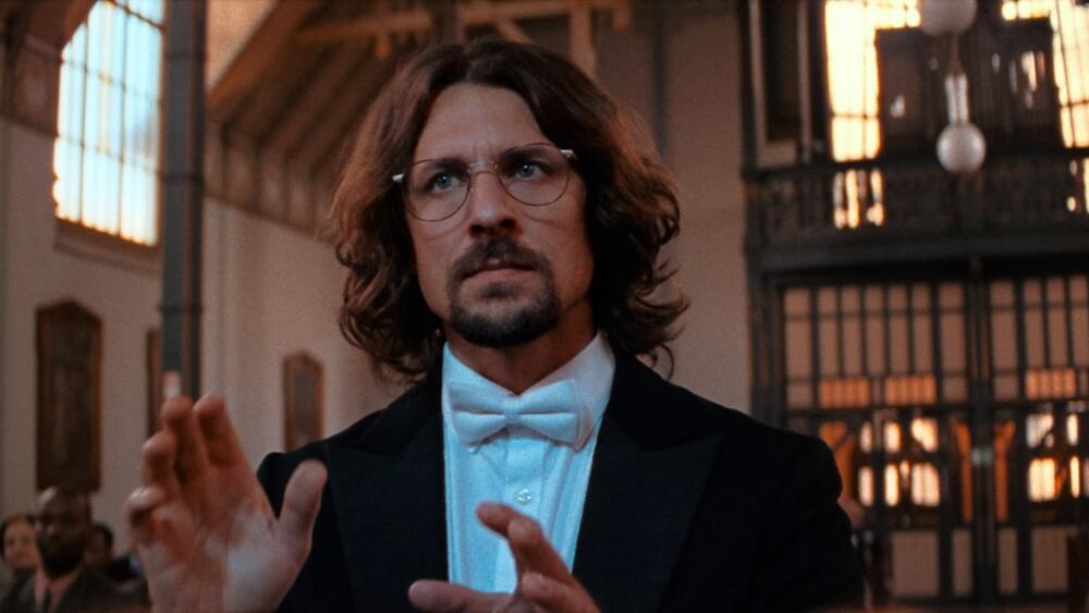 Kontroverzný Zbormajster prináša skutočnosťou inšpirovaný príbeh o dievčenskom zbore