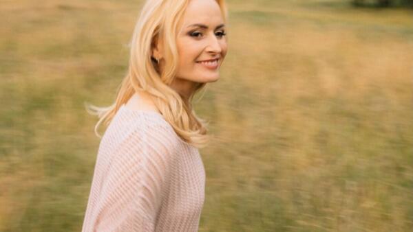 Janais napísala pieseň o túlavom šťastí