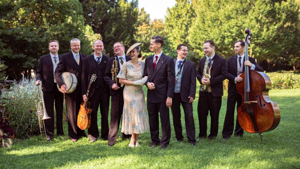 Swingový orchester FATS JAZZ BAND vyráža na letné turné