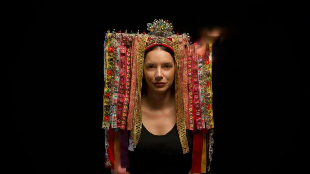 Nové EP Doroty Nvotovej Lazy je osobnou správou o stave krajiny