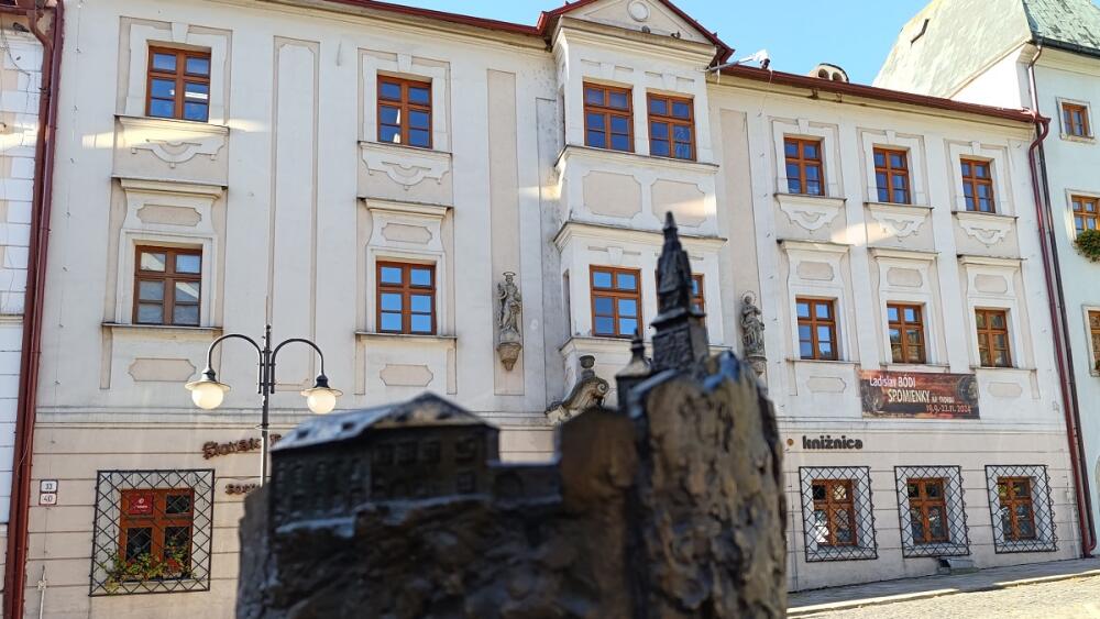 Kremnická knižnica oslavuje storočnicu