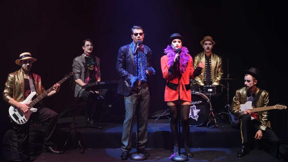 Kabaret Metropolka – ostrovy slobody v totalitách na Slovensku