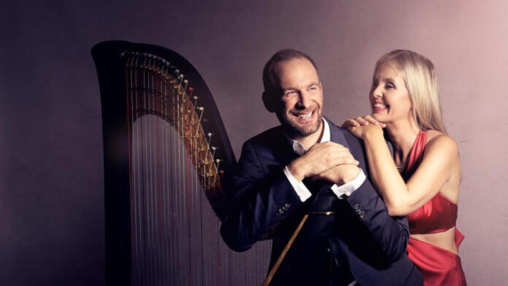 VEVERKA &amp; ENGLICHOVÁ: hoboj a harfa v Malej sále Slovenskej filharmónie