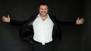 V marci sa do NDKE vráti Netopier s debutmi a vynovenom obsadení