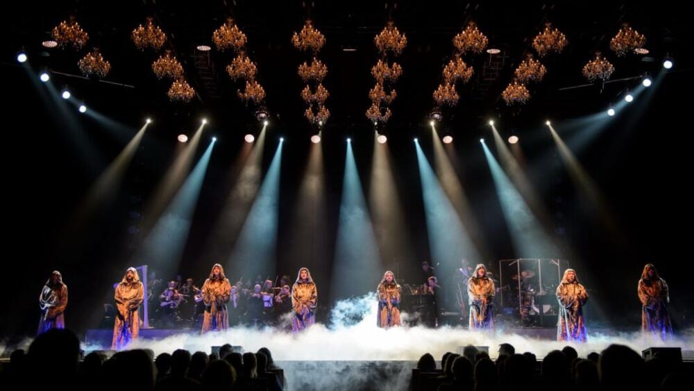 Legendárni mnísi GREGORIAN: Najväčšie svetové hity aj ohňostroj