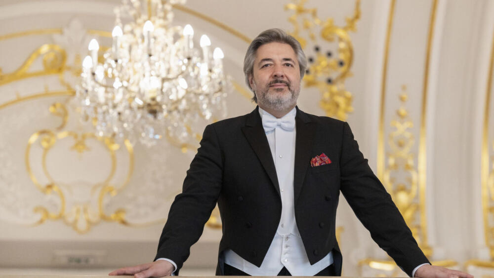 Daniel Raiskin sa ako šéfdirigent v novej sezóne rozlúči so Slovenskou filharmóniou