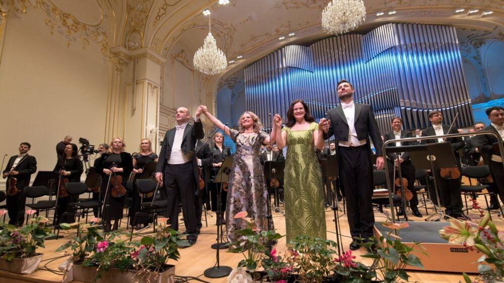 Slovenská filharmónia vítala rok 2025 novou úpravou hymny a operným gala
