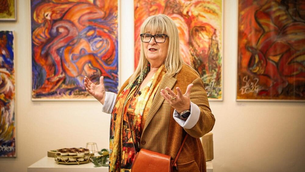 Viera Zavarčíková pripravila výstavu Kráľovi pokoja a lásky II ako poďakovanie za štvrťstoročie fungovania SŠUPAT