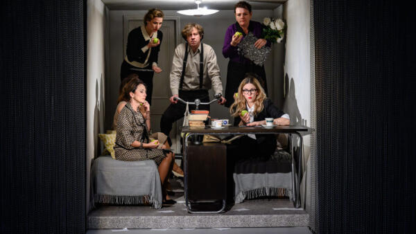 Dala im na dlani svoje srdce a oni sa k nej správali ako mäsiari