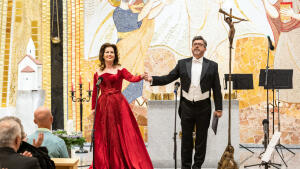 Jolana Fogašová pozvala na jubilejný vianočný koncert v Rači štyroch slovenských tenoristov