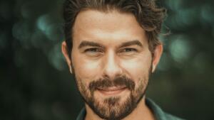 Richard Autner prináša Odpovede na svojom zimnom turné naprieč Slovenskom