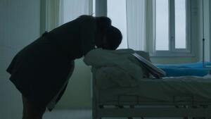 Za dverami pôrodníc: Slovenské filmy, ktoré otvárajú témy materstva a nemocničnej starostlivosti