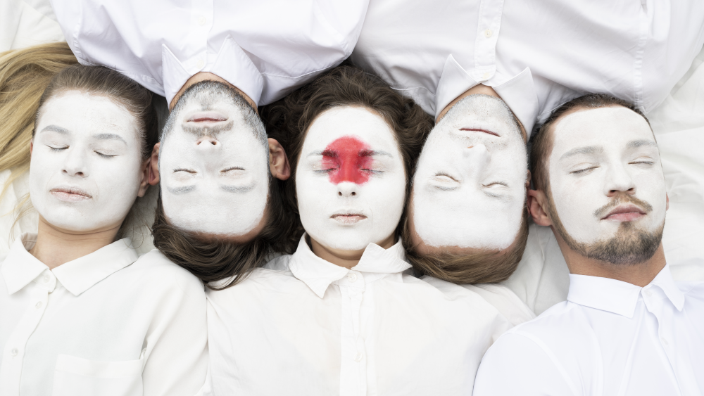 September v Divadle Lab: Cez rozhlasové hry až po hľadanie vlastnej Jany z Arku