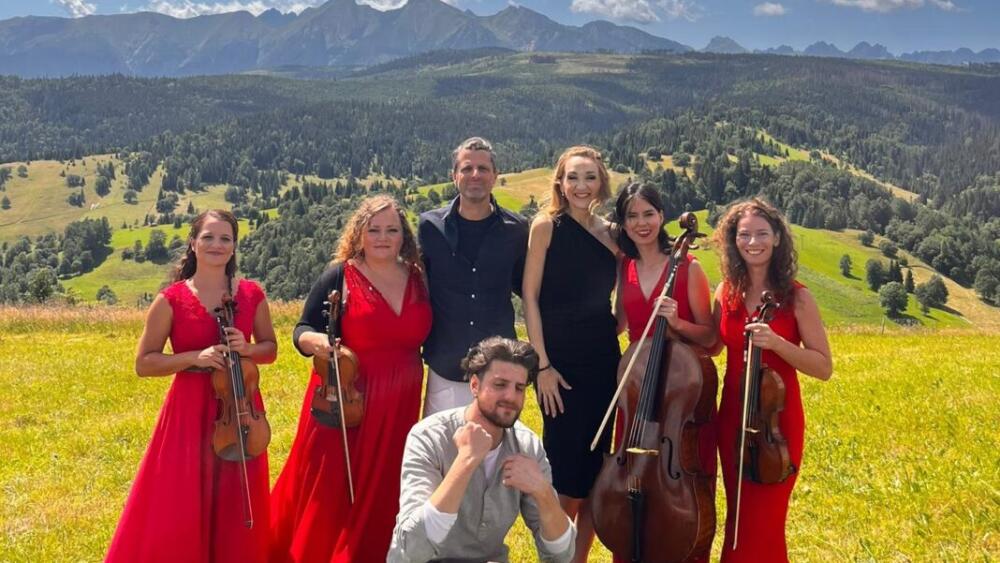 Na koncerte charizmatického Jamesa Evansa v Prešove pokrstia nový album