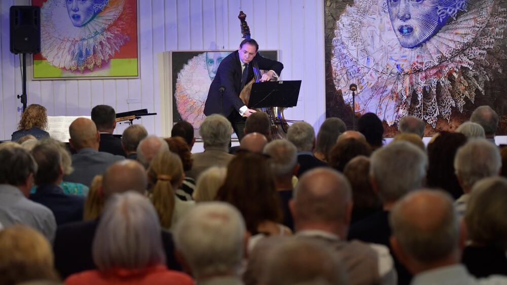 Sila prameniaca z autorskej výstavy laureáta Ceny Fondu výtvarných umení má liečivý účinok