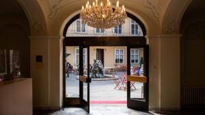 Bratislavská galéria podporuje SND a SNG