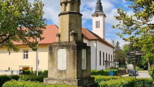 Synagóga v Bratislave - život a dielo Artura Szalatnaia-Slatinského