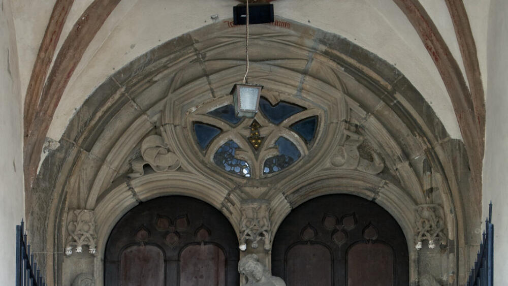 Verejnosť rozhodla – z grantu bude obnovený gotický portál baziliky v Kežmarku