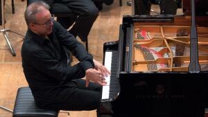 Alexei Volodin: Impresionistické obrazy Ravela a jazzová ľahkosť Gershwina