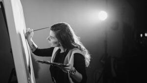 V Galérii Starý Avion vystavuje svoje maľby Andrea Klimo