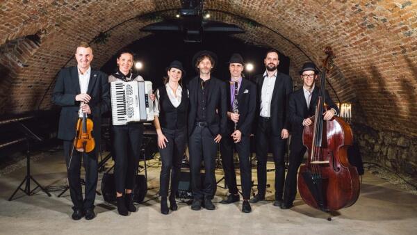 Preßburger Klezmer Band sa predstaví Koncertom pre dva hlasy