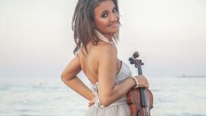 Janáčkova Glagolská omša a Chačaturian s hosťujúcou huslistkou