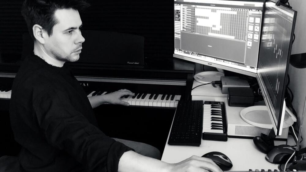 Juraj Růžička predstavuje svoj nový magický album AURORA