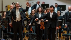 Technicky suverénny, poetický Rachmaninov s vtipom a šarmom