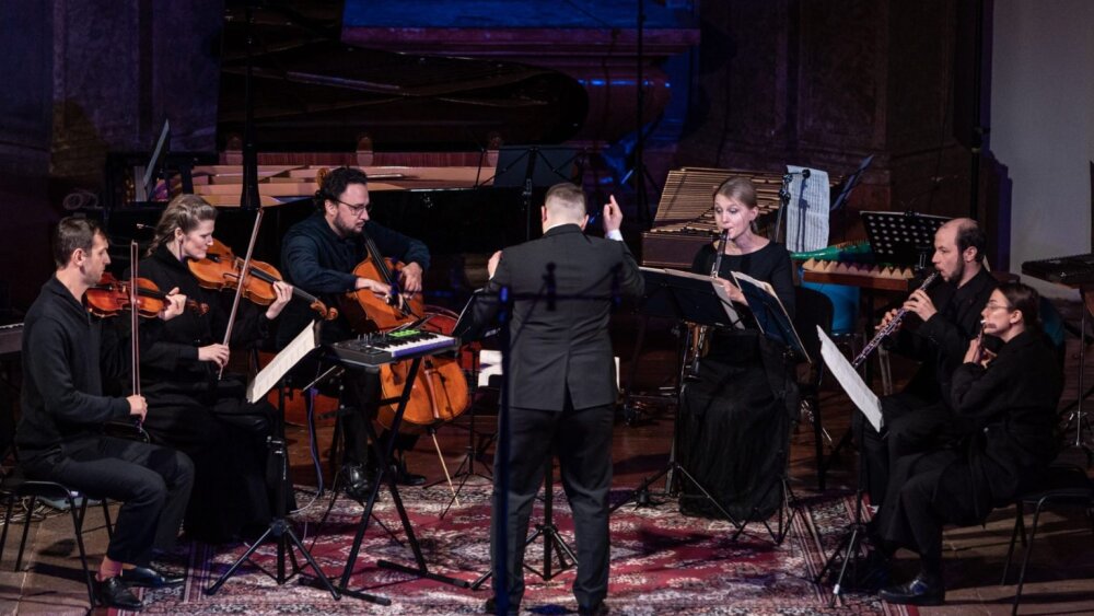 Pod taktovkou Mateja Slobodu: Schnee v premiére v Slovenskej filharmónii