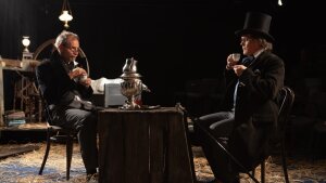 V jednom oku smiech, v druhom slza