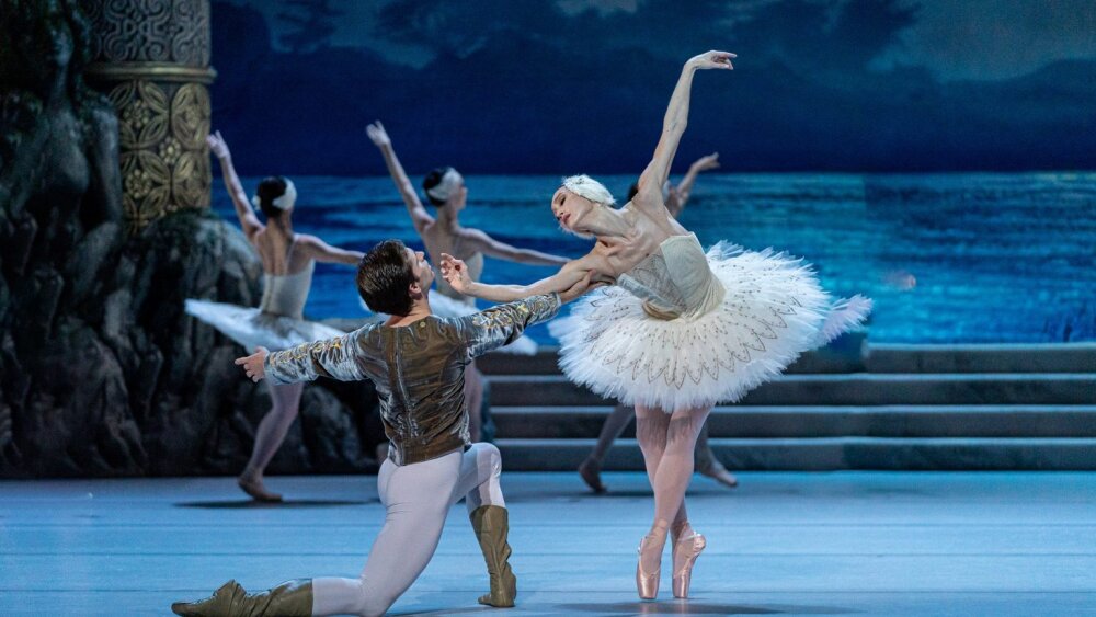 Balet SND uvádza Labutie jazero s choreografiou Rudolfa Nurejeva