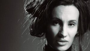 Debuty v opere: Eva Katráková-Bodorová v Anne Bolene a Eliška Weissová v Tosce