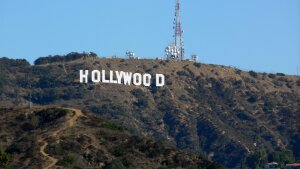 Štrajk scenáristov v USA sa končí. Hollywood môže čiastočne obnoviť práce