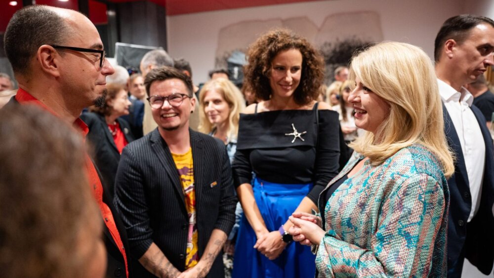 Film Šťastný človek uviedli prezidentka Zuzana Čaputová a ministerka kultúry Silvia Hroncová