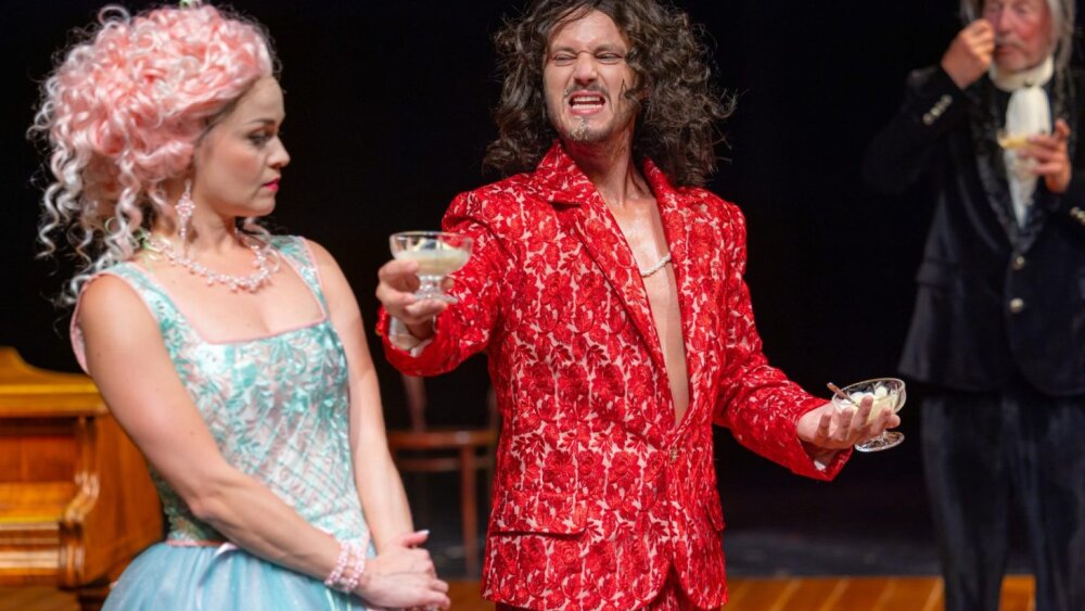 Amadeus ako odkaz do hoaxovej a fakeovej doby